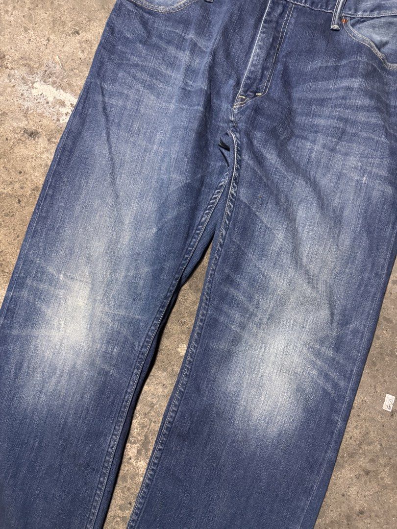 Levis 505 Jeans (Category: Jeans) located in Pasig City. Submitted by dripthrift1600 (Listing ID 1469074792, Image 3). Description: - Levi’s 505 Jeans - Excellent Condition - Issue: None - Dimes: 36x41x8.