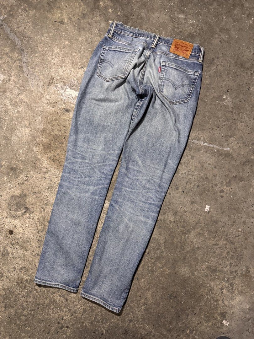 Levis 511 jeans (Category: Jeans) located in Pasig City. Submitted by dripthrift1600 (Listing ID 1469075637, Image 2). Description: - levis 511 Jeans - Excellent Condition - Issue: None - Dimes: 30x40x6.
