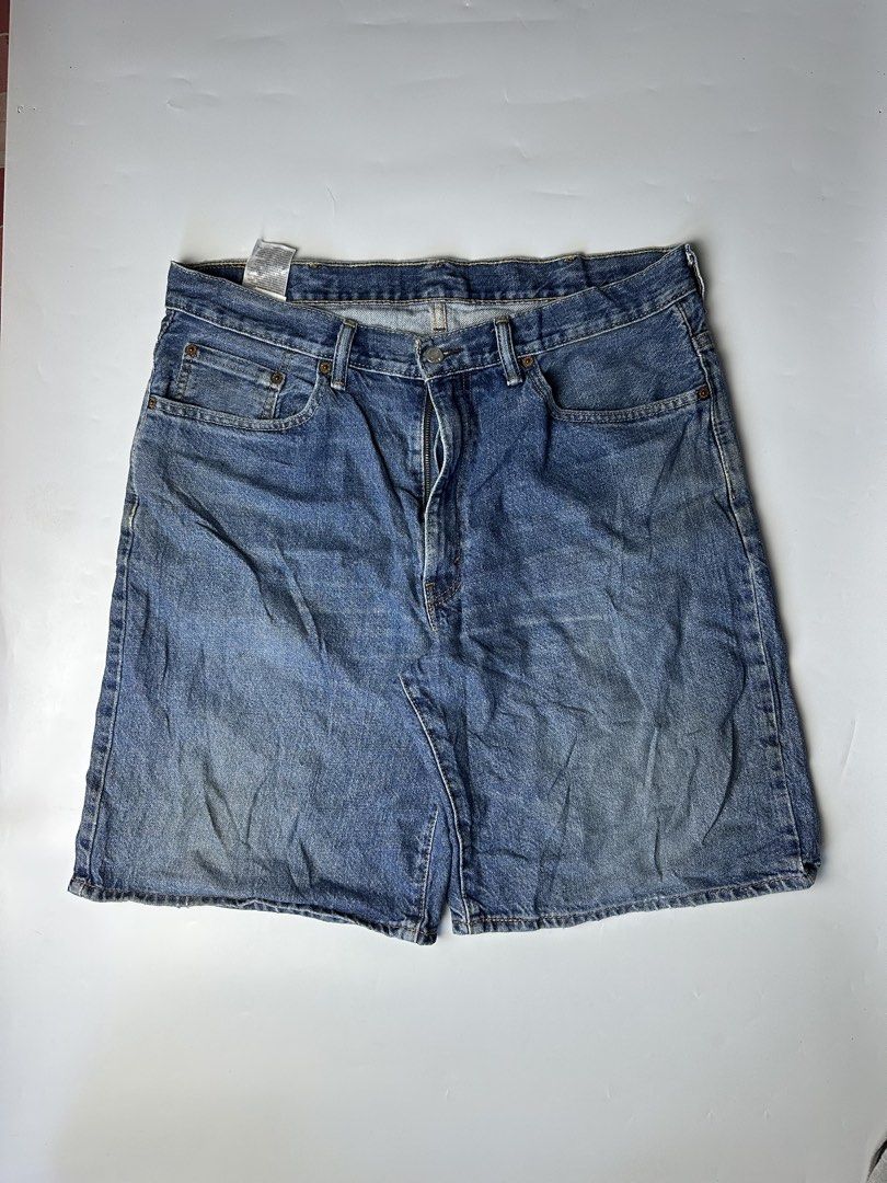 Levi’s 550 Blue Washed Jorts (Category: Shorts) located in Bacolod City. Submitted by 2k.archives (Listing ID 1468981322, Image 2). Description: •Authentic • Excellent Condition • No Flaws • Size 38.