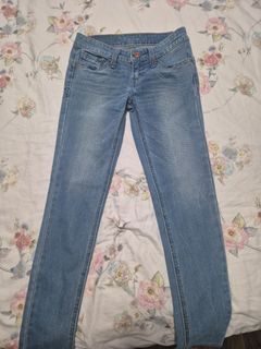 (Category: ) located in . Submitted by pat_goh (Listing ID 1469101883, Image 1). Description: .