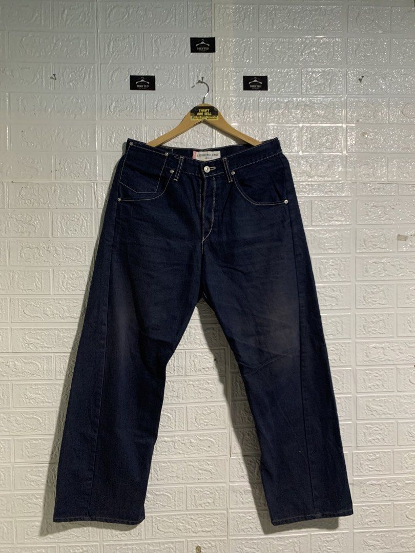 LEVI’S ENGINEERED PANTS LOOSE FIT (Category: Jeans) located in Hinatuan. Submitted by zenfire-36e0 (Listing ID 1469158280, Image 1). Description: excellent condition di ko knows if issue ba yung sa knee nya kase pantay naman e, ikaw nalang humusga.