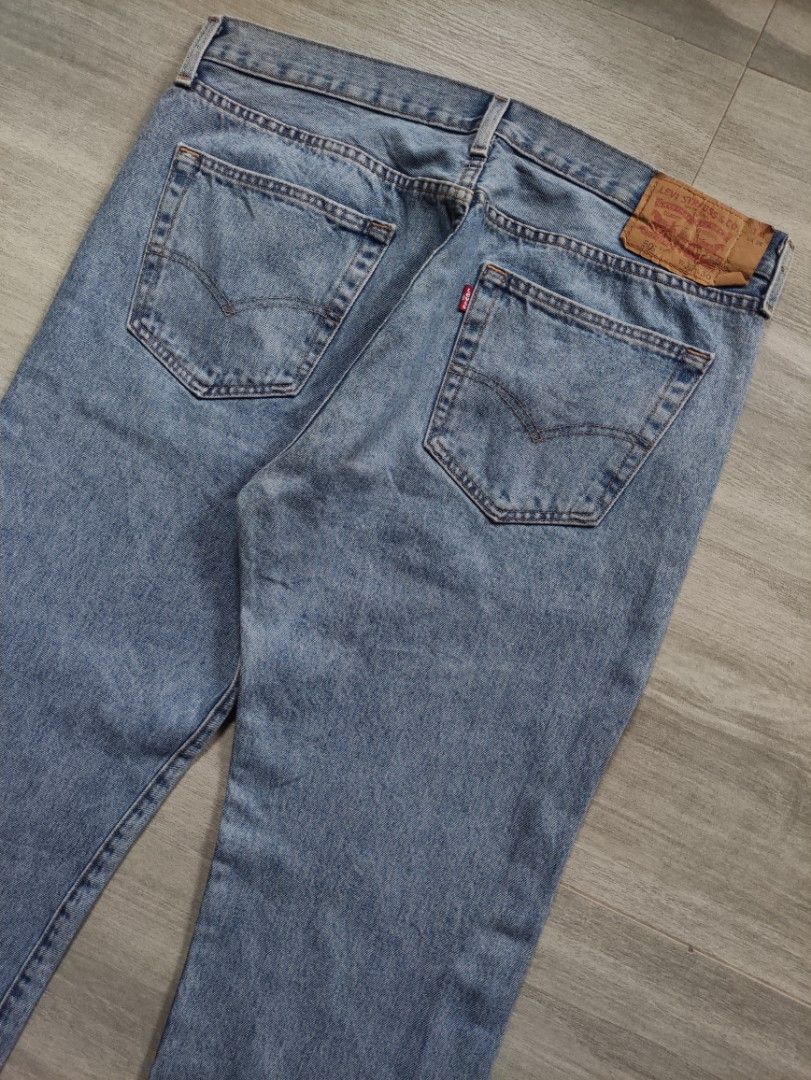 Levis Modern Light Wash 501 Jeans (Category: Jeans) located in Calamba. Submitted by alorbis96758 (Listing ID 1468971256, Image 2). Description: Waistline : 36" Length : 41" Hem / Leg hole : 9" Flaws : ❌.