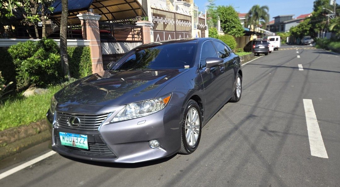Lexus ES350 sedan Auto (Category: Used Cars) located in Quezon City. Submitted by jogtd (Listing ID 1468994731, Image 1). Description: 2013 Lexus ES350 *65,000 km, casa maintained *Nothing to fix and smooth, cool ac, no errors, etc. *Bulletproof reliability (check the internet for reviews) and truly hard to let go *papers in my name. RFS: upgrading to 7th gen ES350 *no meet ups, see the car at home *QC area near Mindanao/Nlex link *serious buyers