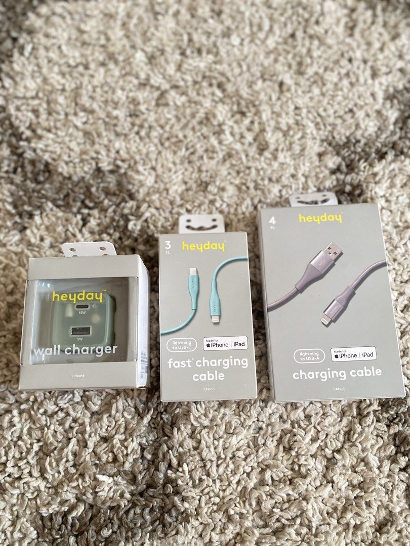 Lightning Cable & Adapter for iphone android (Category: Chargers & Cables) located in Batangas. Submitted by lux_kimmy (Listing ID 1468990158, Image 3). Description: Charger Bundle Set 🍏 US Brand 🇺🇸 Fast Charger 🔌💨 Get 1 wall charger, 2 charging cables ⚡️ this SET for only 599+SF 💸 if each cable 3ft - ₱180 cable 4ft - ₱200 Adaptor - ₱350 .
