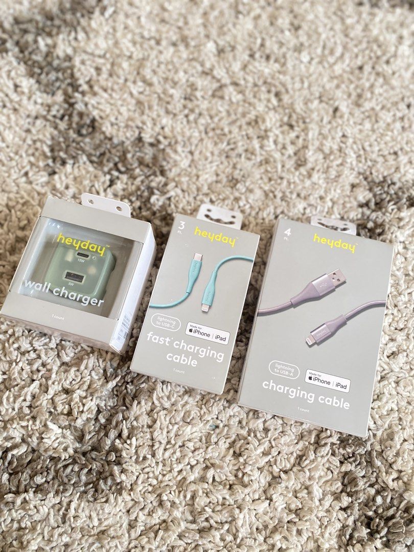Lightning Cable & Adapter for iphone android (Category: Chargers & Cables) located in Batangas. Submitted by lux_kimmy (Listing ID 1468990158, Image 1). Description: Charger Bundle Set 🍏 US Brand 🇺🇸 Fast Charger 🔌💨 Get 1 wall charger, 2 charging cables ⚡️ this SET for only 599+SF 💸 if each cable 3ft - ₱180 cable 4ft - ₱200 Adaptor - ₱350 .