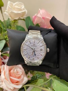(Category: ) located in . Submitted by luxshare_preloved_ (Listing ID 1469036470, Image 1). Description: .