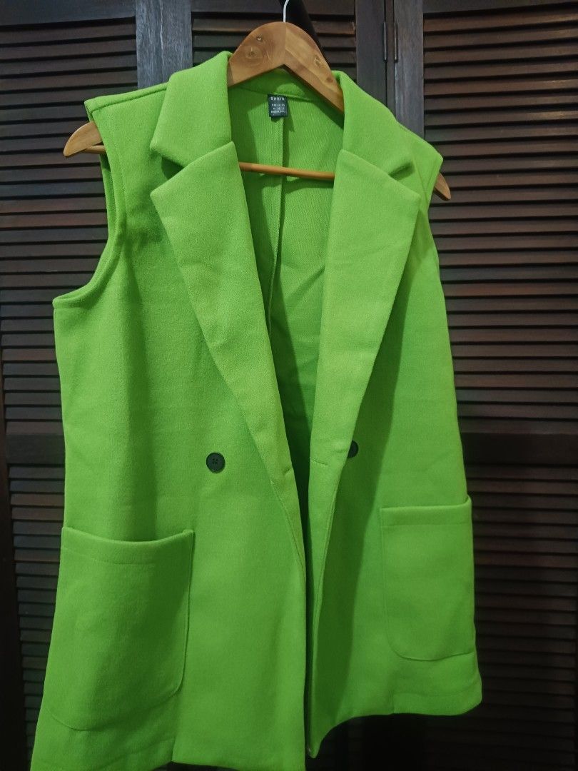 Limegreen Blazer Vest with Pockets (Category: Coats, Jackets and Outerwear) located in Manila. Submitted by byjrb (Listing ID 1469056899, Image 1). Description: 🛍️ Brand-new items from SHEIN, Emery Rose, Zaful, No brand & more! Size : Medium to Large 📦 Shipping: LBC / J&T / Lalamove 💸 MOP: GCash / BPI only Note : Brand is listed as SHEIN for listing purposes. All items are sourced from shein-bales. Shipping schedule. Wednesday and Saturday : s