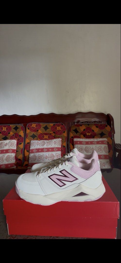 Limited Release New Balance Coco Delray (Category: Sneakers) located in Taal. Submitted by franciamabellyne (Listing ID 1469109440, Image 1). Description: Size: 24.5cm Color: Pink Chalk Used once; like brand new Got it from Japan Pasabuy for ₱8,100 Payment first, pass sa scammer Legit Seller.