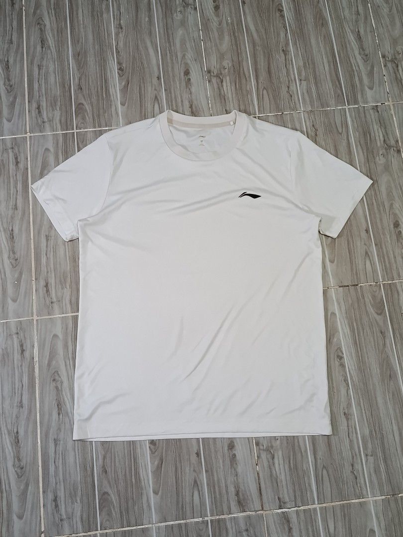 LINING DRIFIT TSHIRT (freeshipping) (Category: Activewear) located in Quezon City. Submitted by gyl-stop (Listing ID 1469081280, Image 1). Description: free shipping 21 x 27.5 excellent condi cr: 9.8/10 issue: none.