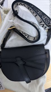 （分類：）位於 。 由 onsalelaaaaa 提交（商品編號 1469062722，圖片 1）。簡介： 。