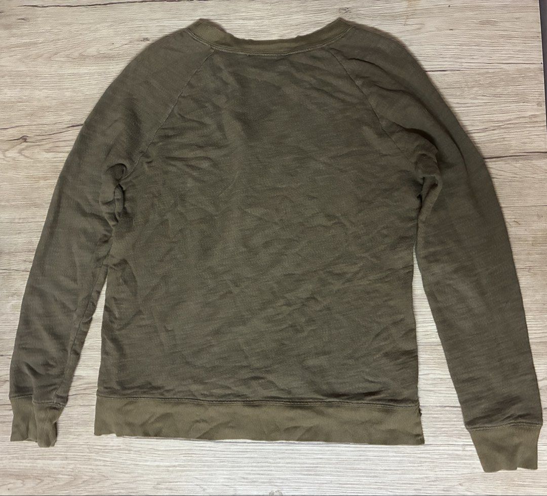 LOFT Olive Green Lace Front Sweater/Sweatshirt (Category: Coats, Jackets and Outerwear) located in Quezon City. Submitted by maskedrecollections (Listing ID 1469039654, Image 2). Description: LOFT Olive Green Lace Front Sweater/Sweatshirt ✨ Women’s sweater/sweatshirt with a delicate front lace overlay ✨ Crew neckline, long sleeves, ribbed cuffs and hem ✨ Comfortable and cozy ✨ Great for: layering for cold weather, casual, breakfast, lunch, dinner