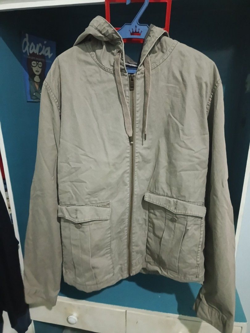 LOGG by H&M Hooded Jacket (Category: Coats, Jackets and Outerwear) located in General Santos City (Dadiangas). Submitted by sejay47 (Listing ID 1468930471, Image 3). Description: - Brand: LOGG by H&M - Color: Khaki - Size: EUR M - Good condition (no issues , like new) - Full front zipper closure - Attached hood with drawstrings - Spacious utility pockets on both sides - Dark inner lining - Versatile and comfortable everyday jacket.