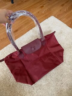 (Category: ) located in . Submitted by theiconicco_mnl_8 (Listing ID 1469017579, Image 1). Description: .