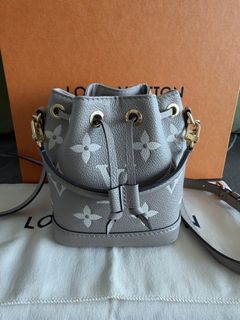 （分類：）位於 。 由 from5to9 提交（商品編號 1468998970，圖片 1）。簡介： 。