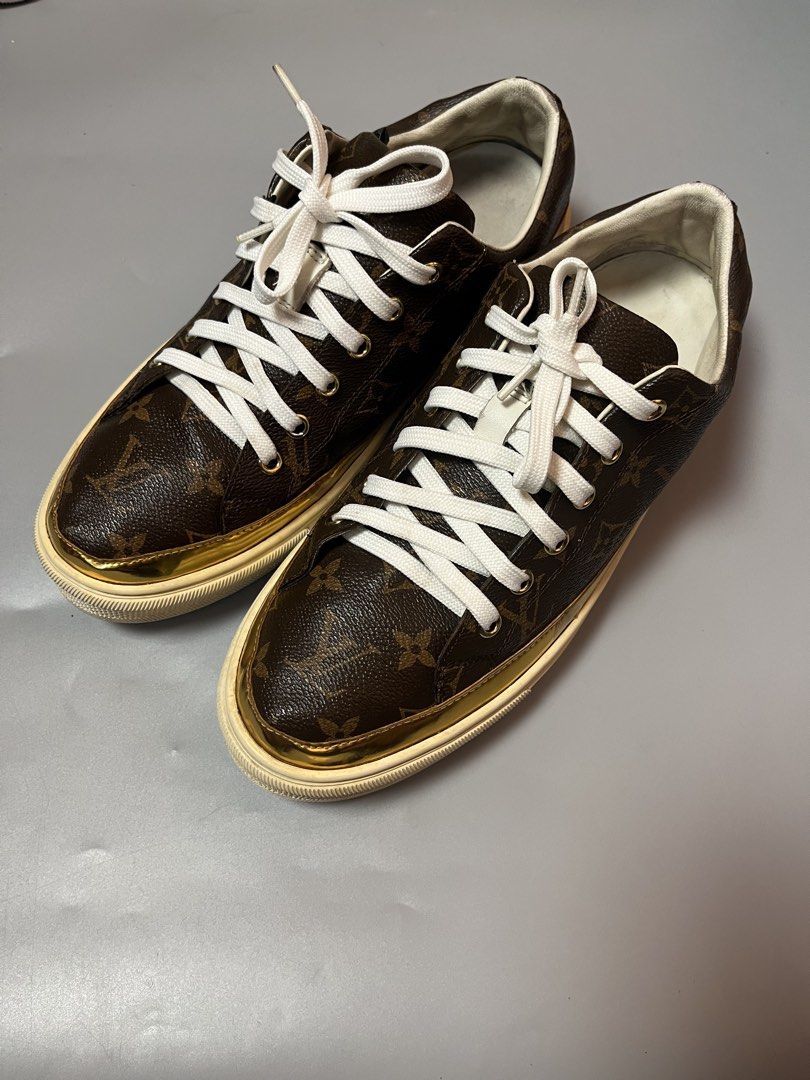 Louis Vuitton monogram leather low top sneaker (Category: Sneakers) located in Quezon City. Submitted by theideal (Listing ID 1469084683, Image 1). Description: Read first before buy Legit/authentic Louis Vuitton monogram leather low top sneaker No box Size 43 on tag fits 10 mens Still in good and presentable condition Minor crease and heeldrag due to sign of use and its age No major flaws See picture details posted .