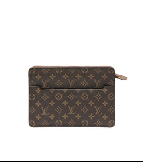(Category: ) located in . Submitted by closetcompany (Listing ID 1468970284, Image 1). Description: .