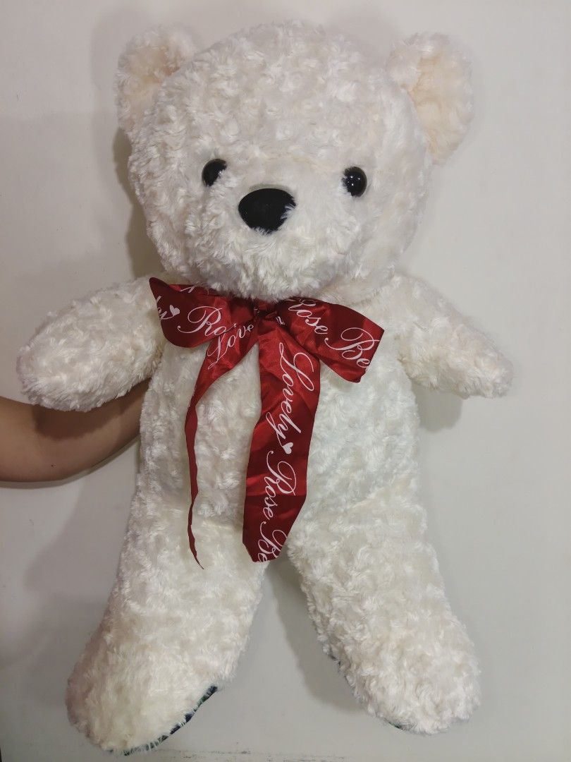 Lovely Rose Bear cream plush teddy bear (Category: Plushies & Soft Toys) located in San Marcelino. Submitted by cmplushies (Listing ID 1468957663, Image 2). Description: .