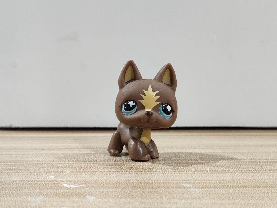 LPS Littlest Pet Shop German Shepherd (Category: Figurines & Statues) located in Manila. Submitted by kateulinaa (Listing ID 1468991365, Image 3). Description: lps german shepherd and food set for sale! • pay as you order • reservations for only two days • all items are authentic lps • price is cheaper than the lps pawradise price guide! • please expect delayed shipping if you buy this item, as i'm a student with a busy schedule 🥹 thank you! • f