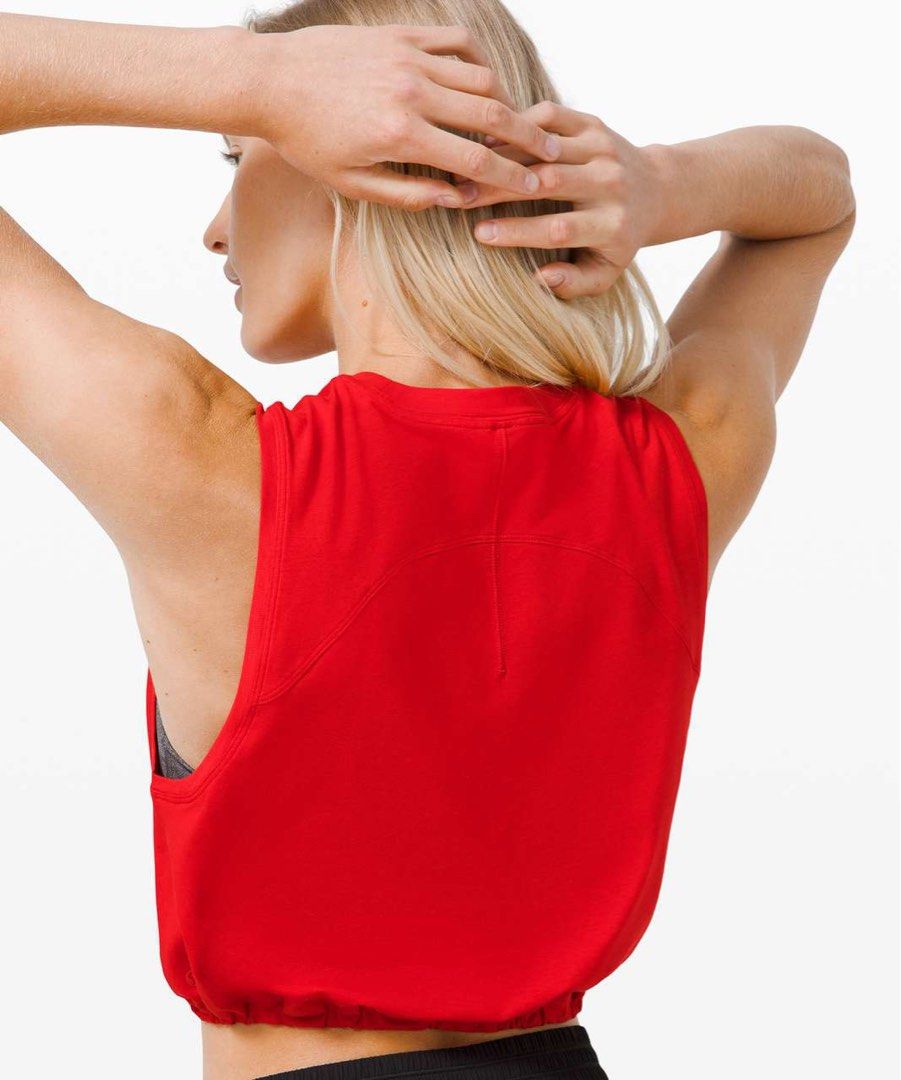 Lululemon Adapt to You Tank (Category: Activewear) located in Davao. Submitted by lumpiashanghai (Listing ID 1469081813, Image 2). Description: Lululemon Adapt to You Tank Width 20, Length 19 Excellent Condition No issue & Need wash 450 +shipping.