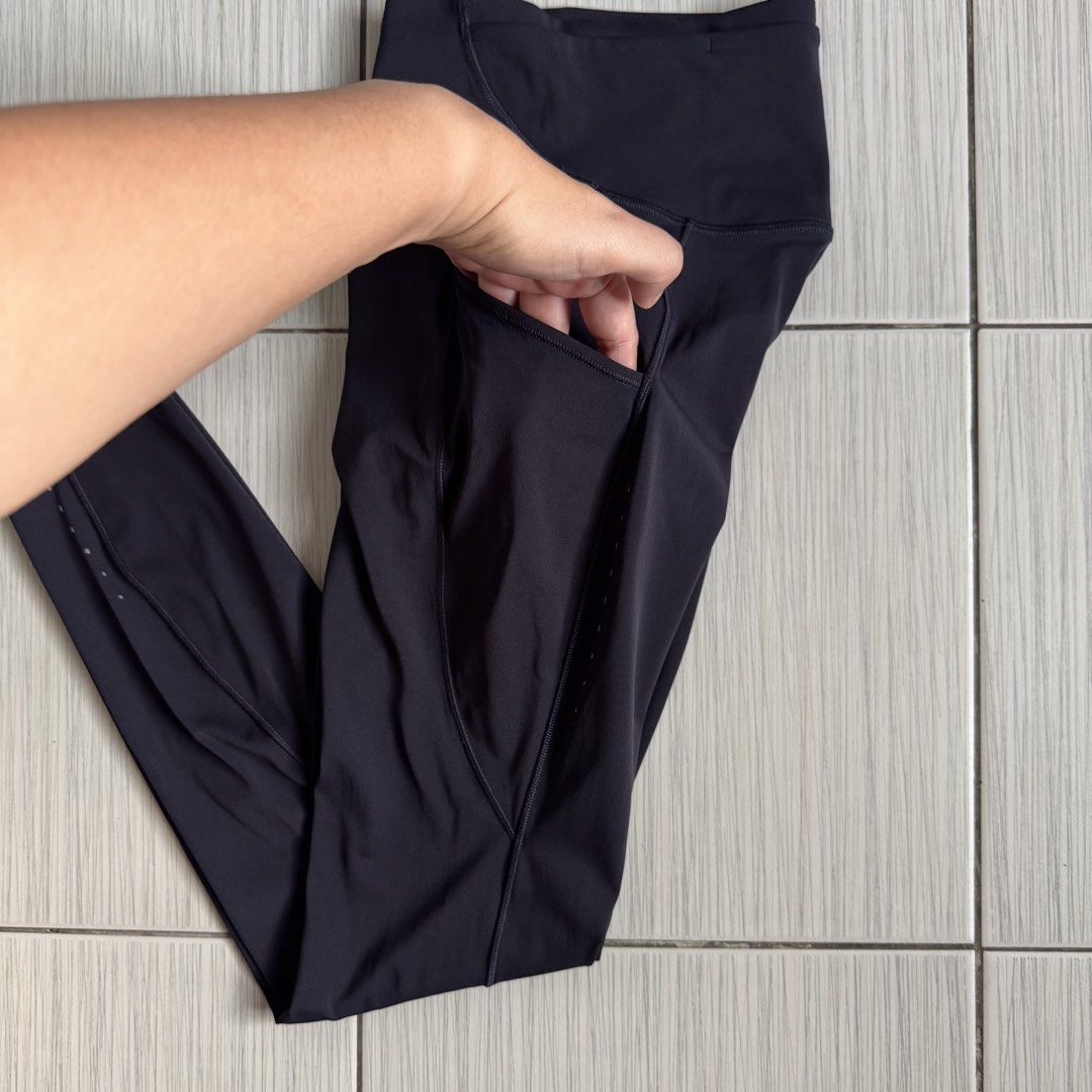 Lululemon black leggings (Category: Activewear) located in Makati City. Submitted by ellespreloved2.0 (Listing ID 1469050540, Image 3). Description: In very good condition No flaw Fits 26-28 With Side and waist pockets Adjustable waist band inside Stretchable.