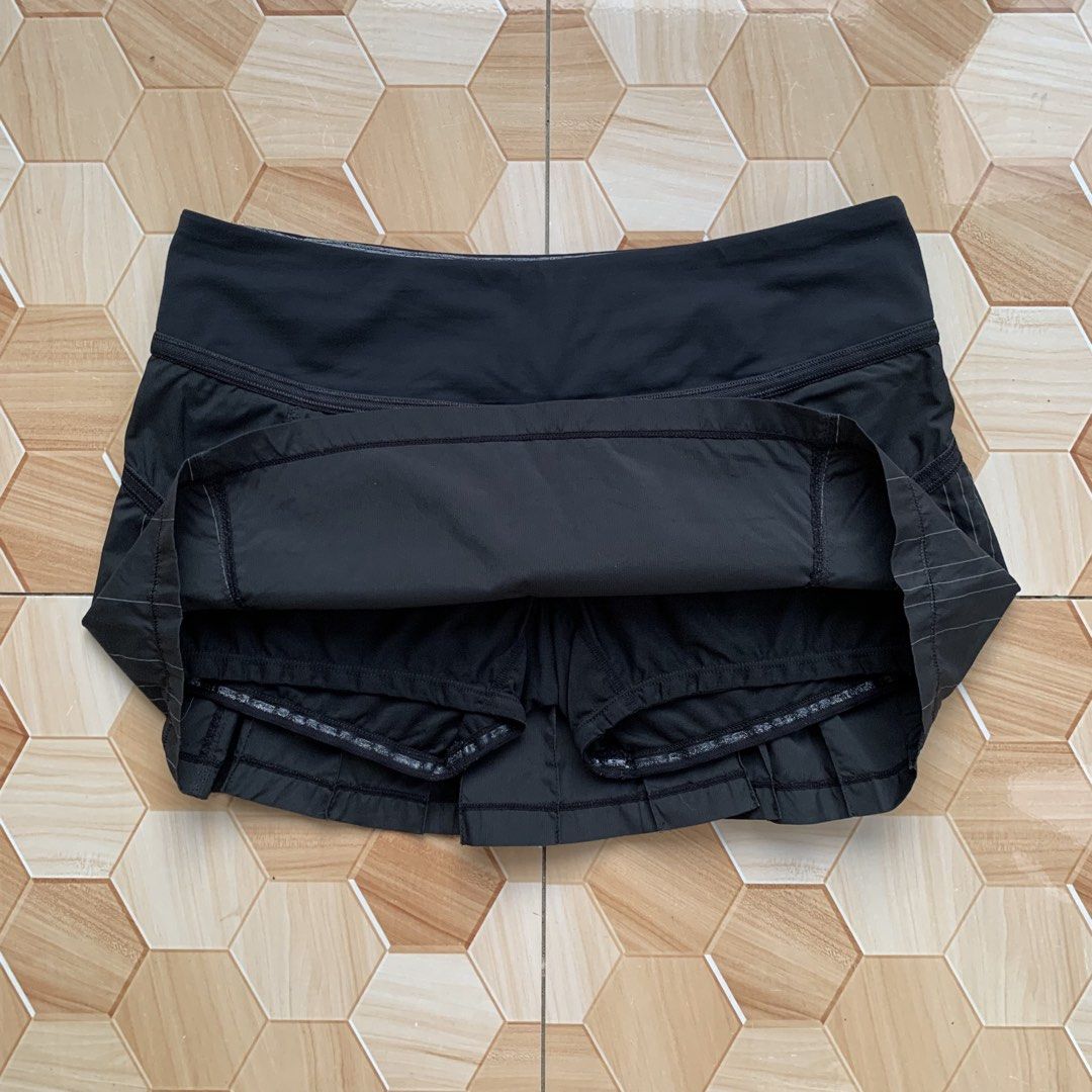 Lululemon Reflection Skirt❗️ (Category: Skirts) located in Cebu City. Submitted by darrylopon12219 (Listing ID 1469029097, Image 2). Description: Orig💯 As New Condition No Issue Size 8 Color Rate:10/10 Dimes:W30-34 L12.5 -Need Wash 📍 CONSOLACION, CEBU ‎🚚 ship via J&T ‎DM NOW📩 ‎.