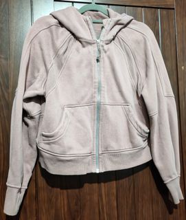 (Category: ) located in . Submitted by sashasarisarishoppe (Listing ID 1469013410, Image 1). Description: .