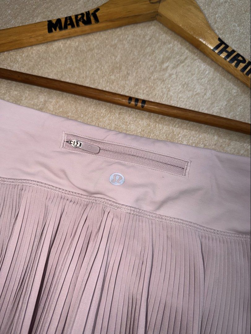 LULULEMON SKIRT WOMENS (Category: Skirts) located in Manila. Submitted by triptothrift7 (Listing ID 1469099697, Image 3). Description: message if you are interested! for fast transaction LULULEMON SKIRT for only 1500 dot size 2 no issue need wash only excellent condition color rate 9/10 mode of payment gcash or bank transfer location Biñan laguna.