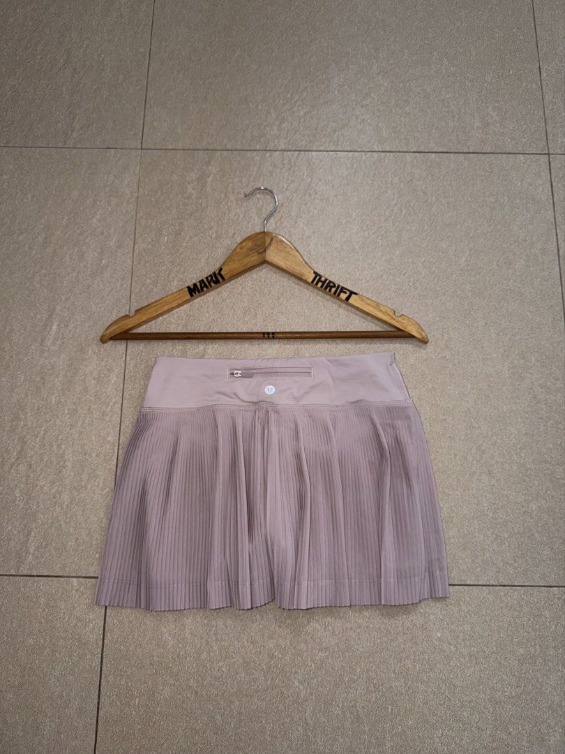 LULULEMON SKIRT WOMENS (Category: Skirts) located in Manila. Submitted by triptothrift7 (Listing ID 1469099697, Image 1). Description: message if you are interested! for fast transaction LULULEMON SKIRT for only 1500 dot size 2 no issue need wash only excellent condition color rate 9/10 mode of payment gcash or bank transfer location Biñan laguna.