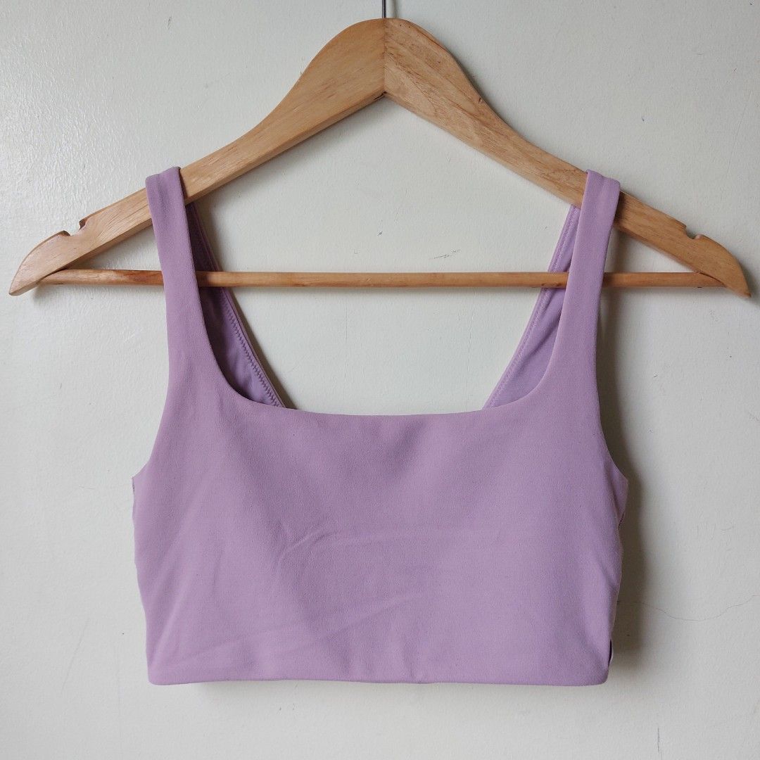 Lululemon Two-way Reversible sports bra (Category: Activewear) located in Quezon City. Submitted by lovedcollection_2020 (Listing ID 1469120637, Image 2). Description: .