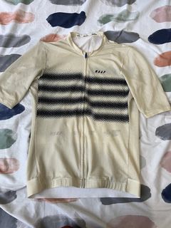 (Category: ) located in . Submitted by cyclinggoods (Listing ID 1469121854, Image 1). Description: .