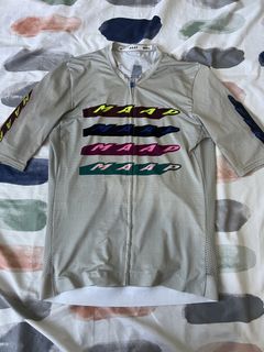 (Category: ) located in . Submitted by cyclinggoods (Listing ID 1469121850, Image 1). Description: .