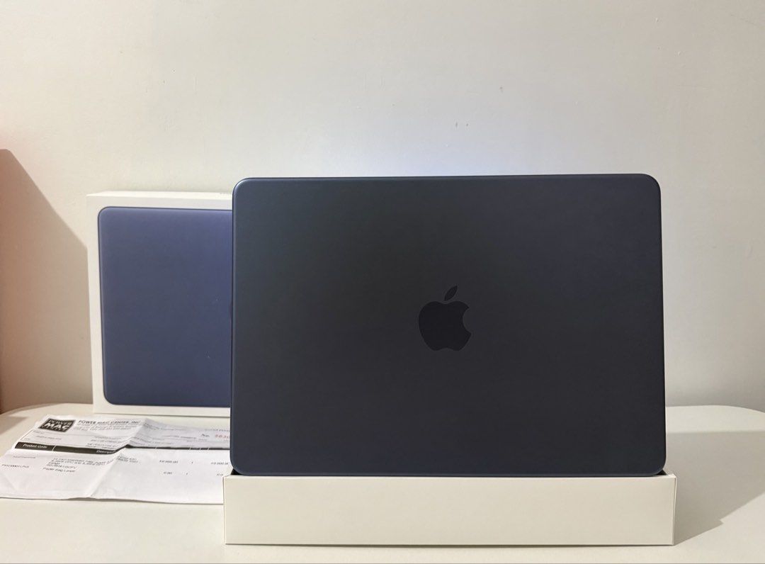 Macbook Neo (Category: Laptops & Notebooks) located in San Fernando. Submitted by idistrictph (Listing ID 1469157668, Image 2). Description: Macbook Neo • 256 GB, Indigo • 98% BH 59 cycle count only • Underwarranty 'til May 28, 2027 • In excellent condition • No issue and history of repair • Complete standard package with receipt Selling Price: 35 990 only Open for trade-ins, trade value is higher. DM for inquiries..