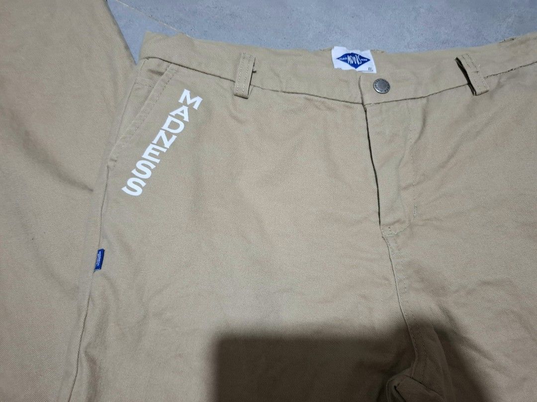 MADNESS Khaki Pants (Category: Jeans) located in Rizal. Submitted by marcothrifts (Listing ID 1469072562, Image 1). Description: MADNESS Khaki Pants WAIST: 32" LENGTH: 39" COLOR RATE : 10/10 LEG OPENING: 6" AS NEW CONDITION.