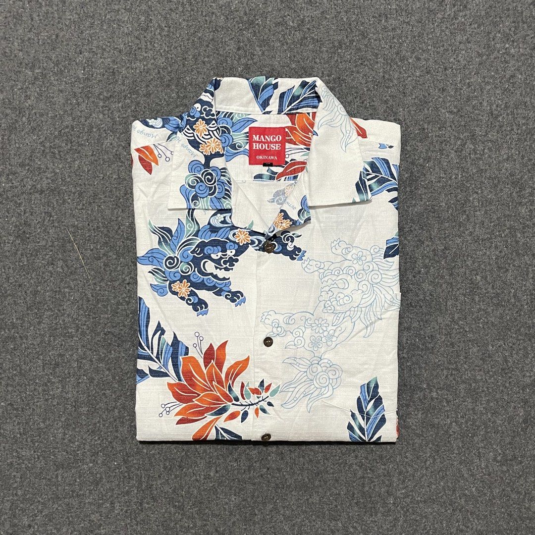 MANGO HOUSE JAPAN - Open Collar Polo (XL) (Category: Tshirts & Polo Shirts ) located in Pasig City. Submitted by _rosasass_ (Listing ID 1468959476, Image 3). Description: Authntic Good as new Made in Japan 100% cotton Size XL.