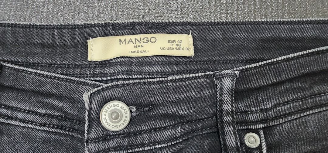 [MANGO Man] Men's Black Skinny Jeans (Category: Jeans) located in Manila. Submitted by bibimboop (Listing ID 1469060891, Image 3). Description: MANGO Man, men's stylish black skinny jeans. Has 2 YKK ankle zippers which work, and something like a stitched line design at the thigh part. The denim material is quite thick and definitely sturdy. Has good stitching. Waist: 32" Length: 36" 🧧 Mode of Payment: Gcash or Cash (meet-ups) 📍 Meet-Ups: Robins