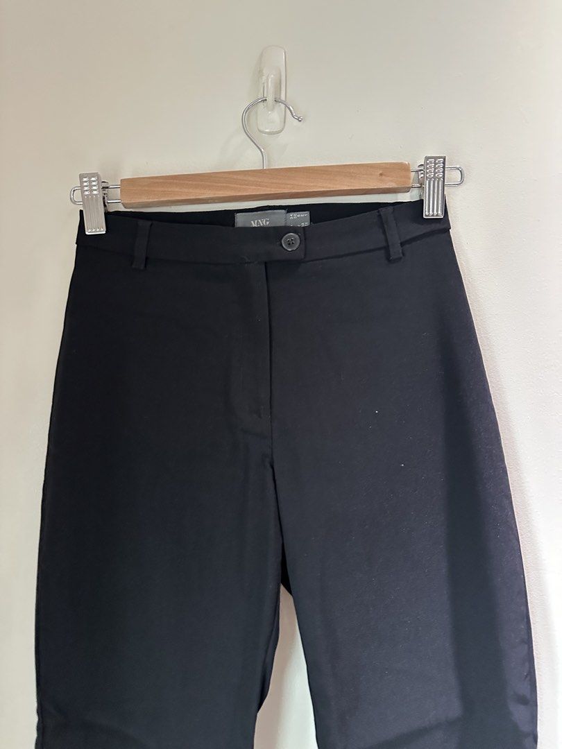 Mango Vintage Black Trousers (Category: Other Bottoms) located in San Juan City. Submitted by keep.it.clean (Listing ID 1469102174, Image 2). Description: .