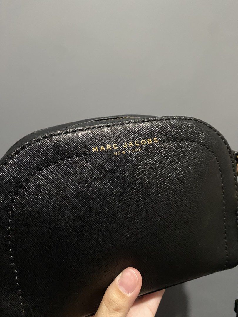 Marc Jacobs playback dome bag (Category: Luxury Bags & Wallets) located in Batangas. Submitted by bagstolove2.0 (Listing ID 1469105990, Image 2). Description: .