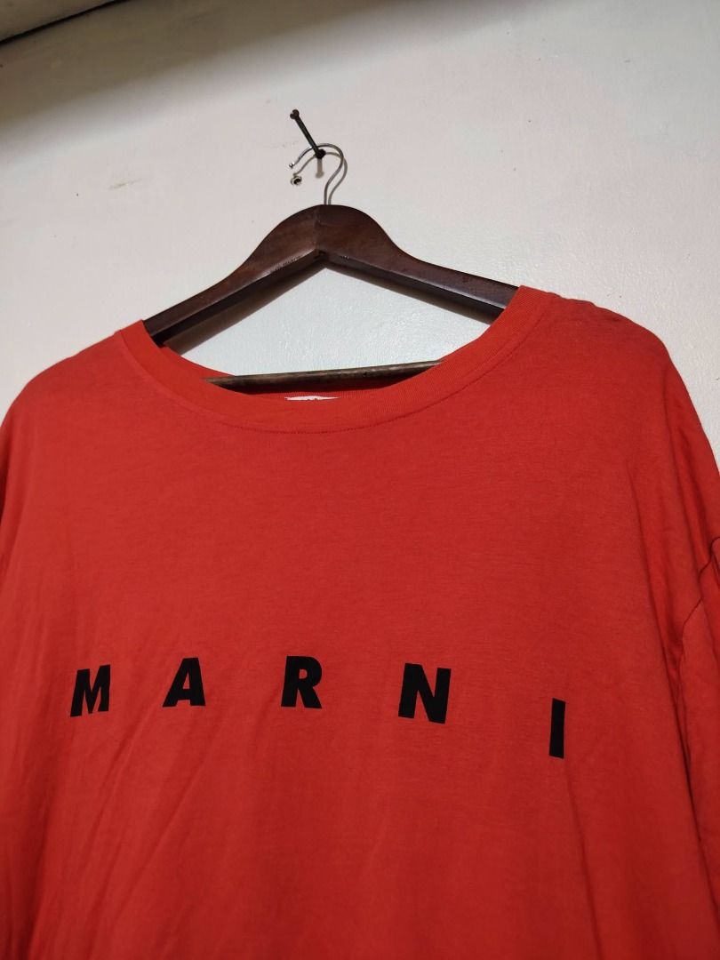 MARNI BOXY OVERSIZED TEE // Large Boxy (Category: Luxury Apparel) located in Legazpi City. Submitted by urbangarmentsarch4500 (Listing ID 1469104260, Image 2). Description: MARNI BOXY OVERSIZED TEE Large Boxy W 23 L 28 Print 10/10 need restitch small part sa armpit (Check last pic) Color rate 9.7/10 GRAB 550 (Automatically YOURS)⛓️ --- ‼️w/ FREE STICKERS FOR EVERY PURCHASE⁉️ 🛒🛒🛒 BUY. SELL. TRADE. CONSIGN🗣️🤝🏼 BLESS THY HUSTLE! 🧿✨.