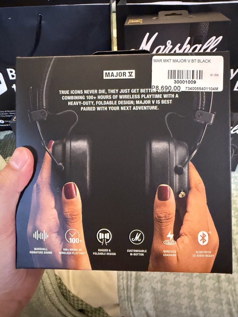 Marshall Major V Wireless On-Ear Headphones Black (Category: Headphones & Headsets) located in Quezon City. Submitted by law.1789 (Listing ID 1469117784, Image 3). Description: SRP - 8690 Sale Price - 4499 - Brand new and sealed in box (Multiple units available) - Massive 100+ hours of wireless playtime - Iconic Marshall sound signature with Bluetooth LE audio support - Convenient integrated wireless charging - Customisable M-button for quick acc