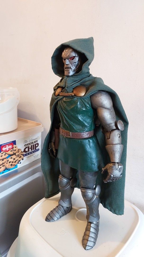 Marvel legends icons Dr Doom figure (Category: Action & Battle Toys) located in Binan City. Submitted by THEBOYTOY2.0 (Listing ID 1468959442, Image 3). Description: Marvel legends icons Dr Doom figure Malutong pa joints. No pistol included. 6k PAYMENT THRU GCASH OR GOTYME PACITA COMPLEX LOCATION.
