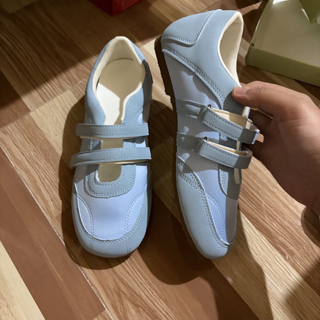 Mary jane strap ballet shoes round toe flat (Category: Flats & Sandals) located in Baguio. Submitted by suffering (Listing ID 1469120786, Image 2). Description: .