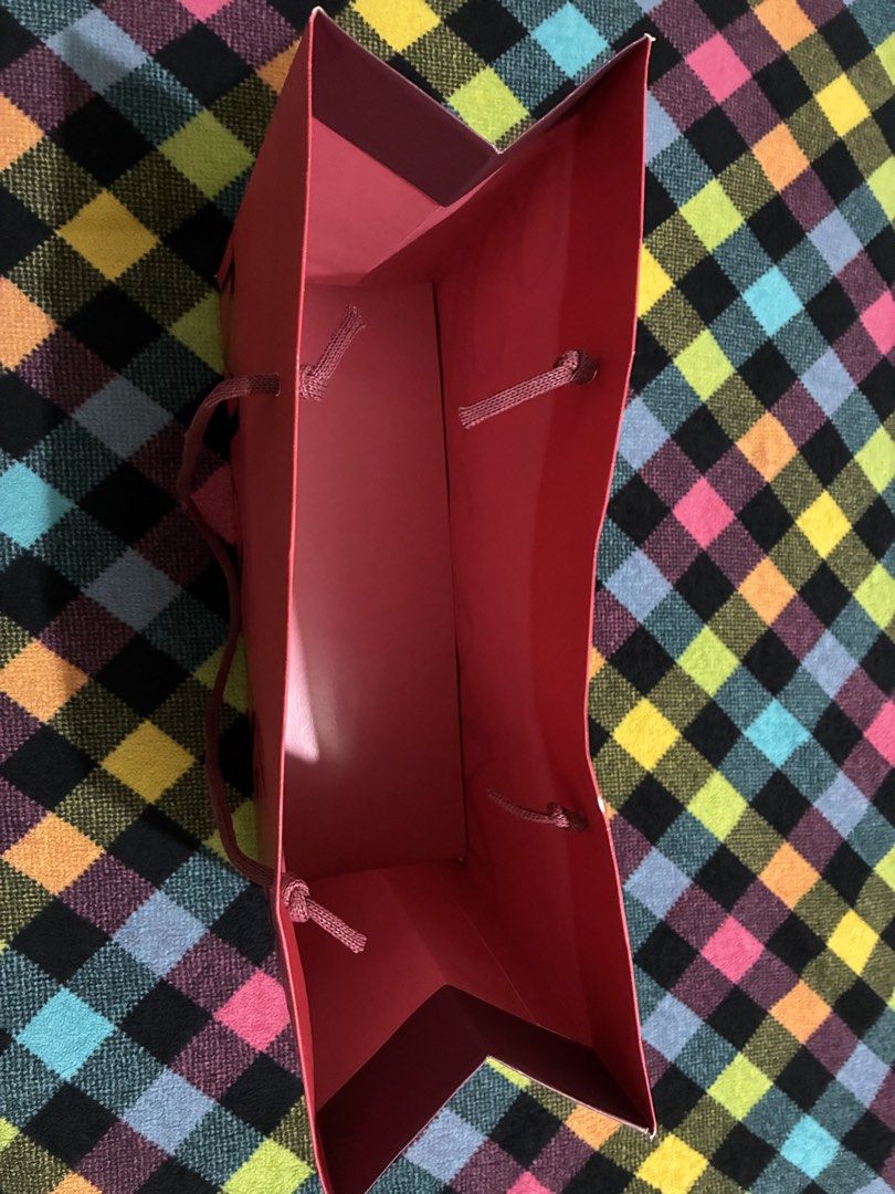MAX & Co paper bag (Category: Everything Else Others) located in Muntinlupa City. Submitted by mystyle10 (Listing ID 1468976682, Image 2). Description: Brand new from SSI Store.