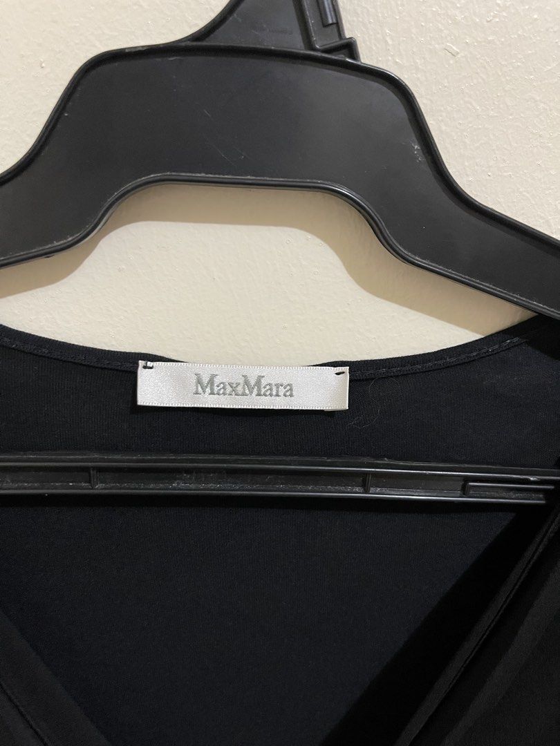Max Mara Tie Neck Blouse (Category: Luxury Apparel) located in San Jacinto. Submitted by lovedbylou.ph (Listing ID 1469087820, Image 2). Description: •best fits small-medium.