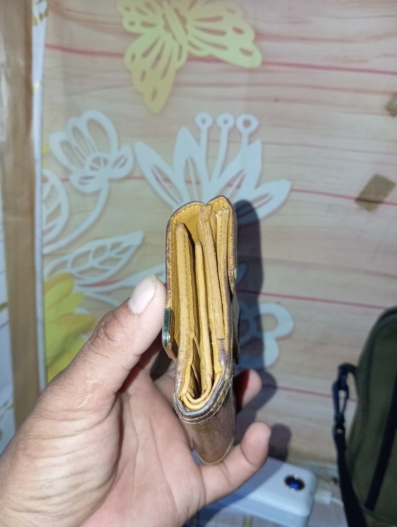 MCM TRIFOLD WALLET (Category: Wallets & Card holders) located in Monkayo. Submitted by danielcabusora (Listing ID 1469085775, Image 3). Description: MCM TRIFOLD WALLET GOOD CONDI SEE PIC FOR MORE DETAILS.