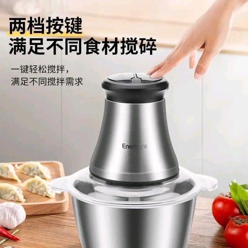 Meat grinder (Category: Juicers, Blenders & Grinders) located in Manila. Submitted by marvieobordo (Listing ID 1469070771, Image 3). Description: .