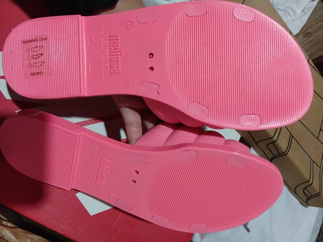 Melissa us7 (Category: Flats & Sandals) located in Rodriguez. Submitted by caroumomnewacct (Listing ID 1468978195, Image 2). Description: .