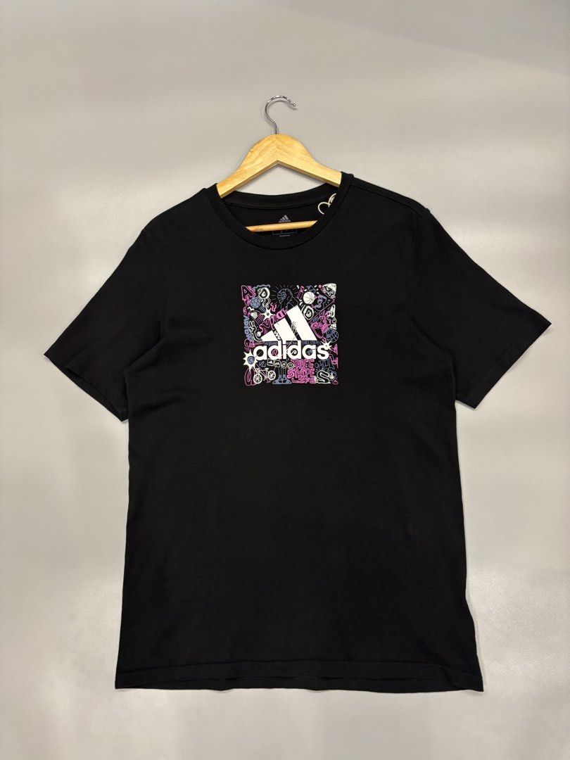 Men’s Adidas Shirt (Category: Tshirts & Polo Shirts ) located in Cebu City. Submitted by clylejavan060400 (Listing ID 1469091381, Image 1). Description: Men’s Adidas Tshirt ▪️Size Medium ▪️Width 19 ▪️Length 27 ▪️Excellent ▪️No issue ♻️₱350.00♻️.