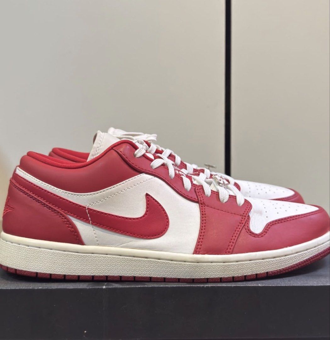 Men's size nike (Category: Sneakers) located in Las Pinas. Submitted by sharine0518 (Listing ID 1468936318, Image 1). Description: Mens Size 11 .