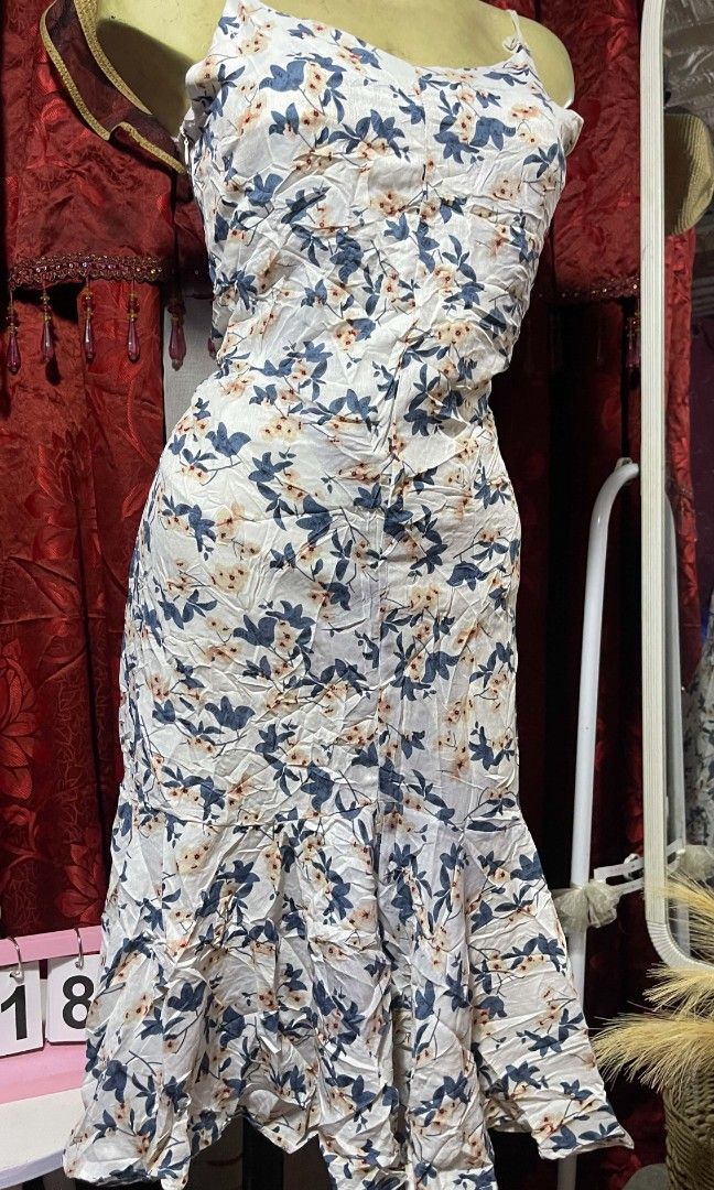 Mermaid string dress (Category: Dresses) located in Manila. Submitted by wheneity67thifted (Listing ID 1468984271, Image 2). Description: .