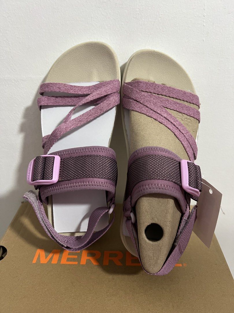 MERRELL DISTRICT 4 STRAP SANDALS SIZE 6 (Category: Sandals) located in Baguio. Submitted by kyrawang22 (Listing ID 1468986849, Image 3). Description: .